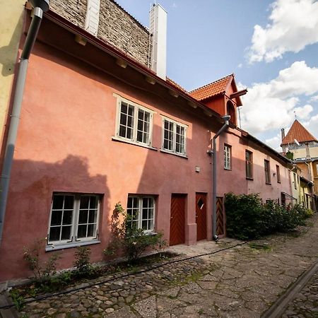 Medieval Home Талин Екстериор снимка