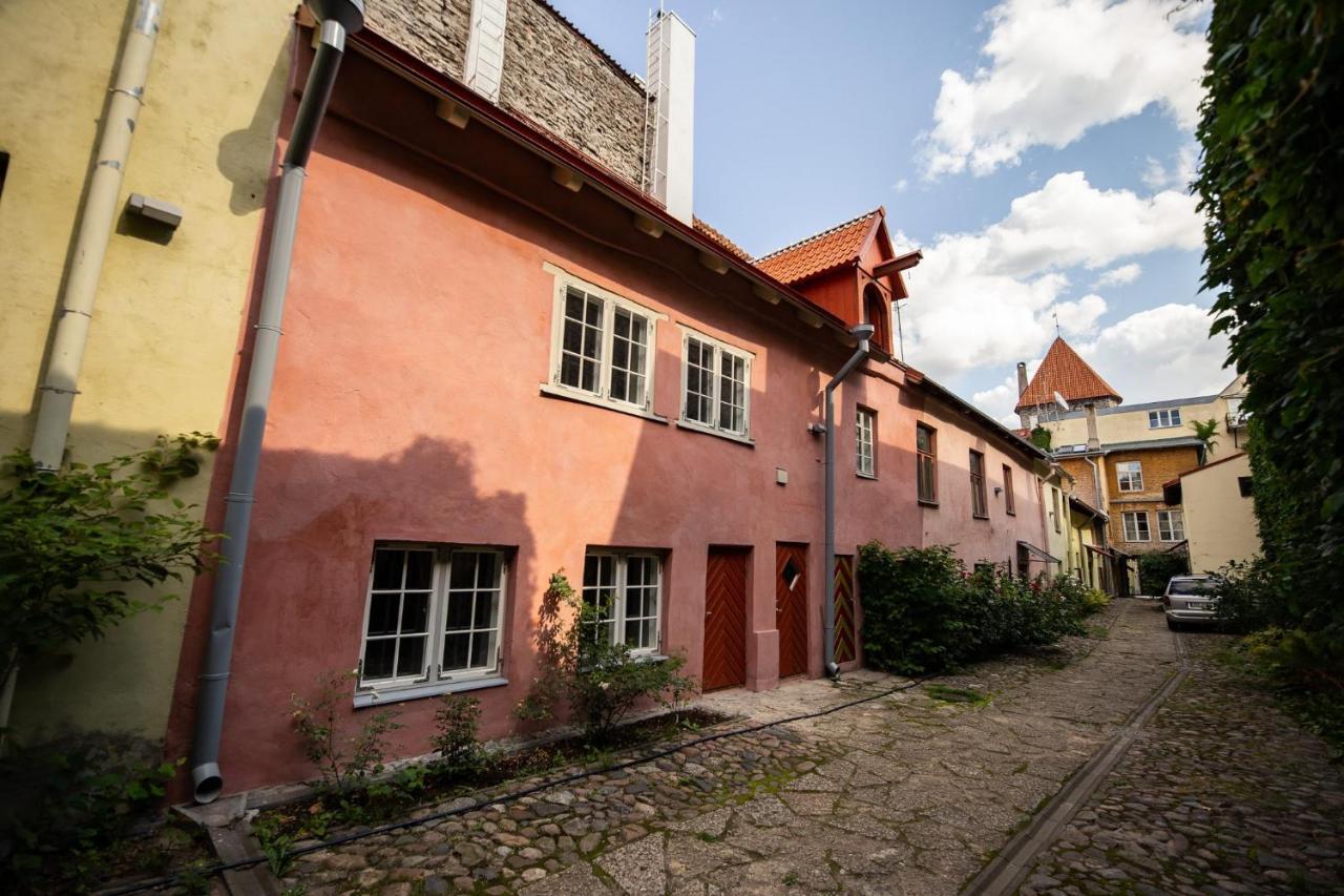 Medieval Home Талин Екстериор снимка